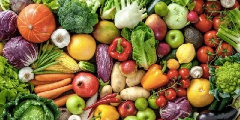 Acondicionamento de verduras e resfriados com caixas plásticas